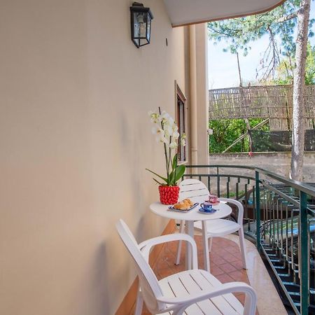 Solymar Due Apartment Sorrento Exterior photo